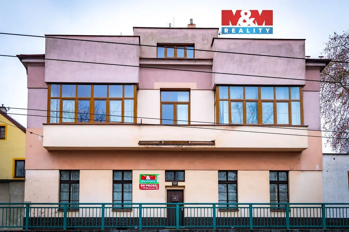 Prodej komerčního prostoru 2102 m², Na Staré poště · Pardubice