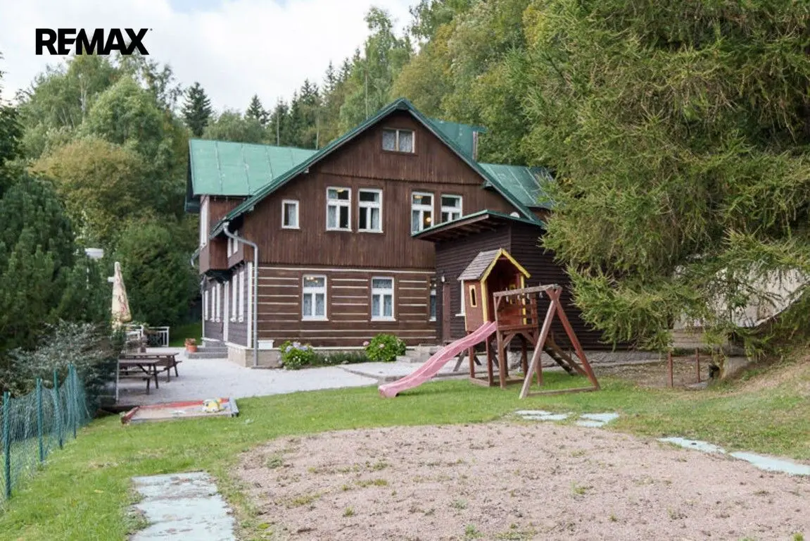 Prodej nemovitosti 584 m², Velká Úpa II · Pec pod Sněžkou