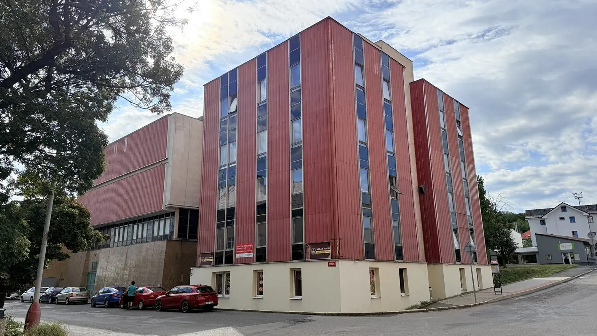 Pronájem komerčního prostoru 57 m², Nerudova · Kralupy nad Vltavou