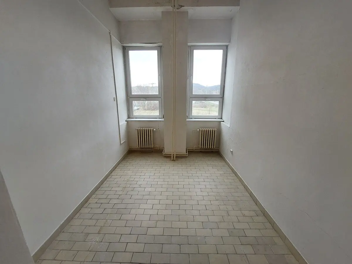 Pronájem komerčního prostoru 22 m², Pod Břízami · Chomutov I · Chomutov
