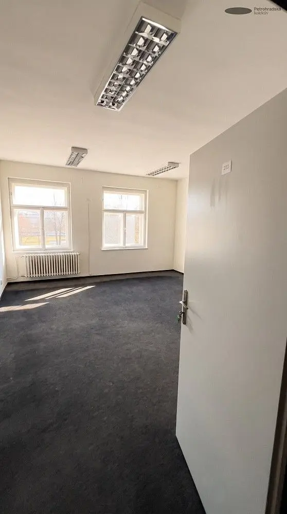 Pronájem komerčního prostoru 29 m², Bubenské nábřeží · Holešovice