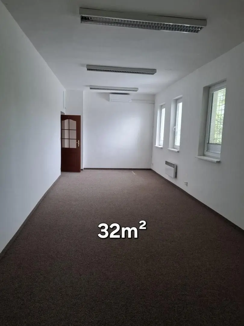 Pronájem komerčního prostoru 120 m², Za Jitonou · Český Krumlov