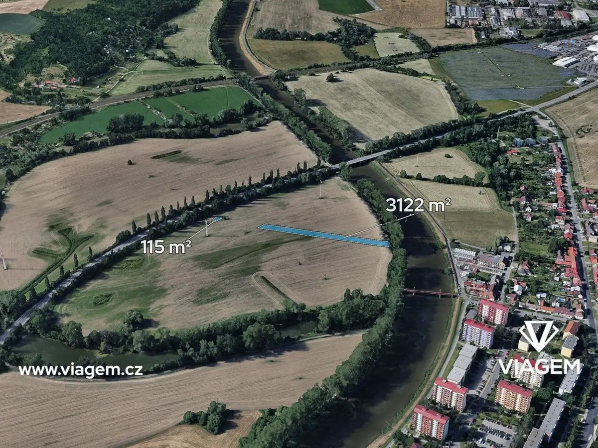 Prodej pozemku 1618 m², Napajedla