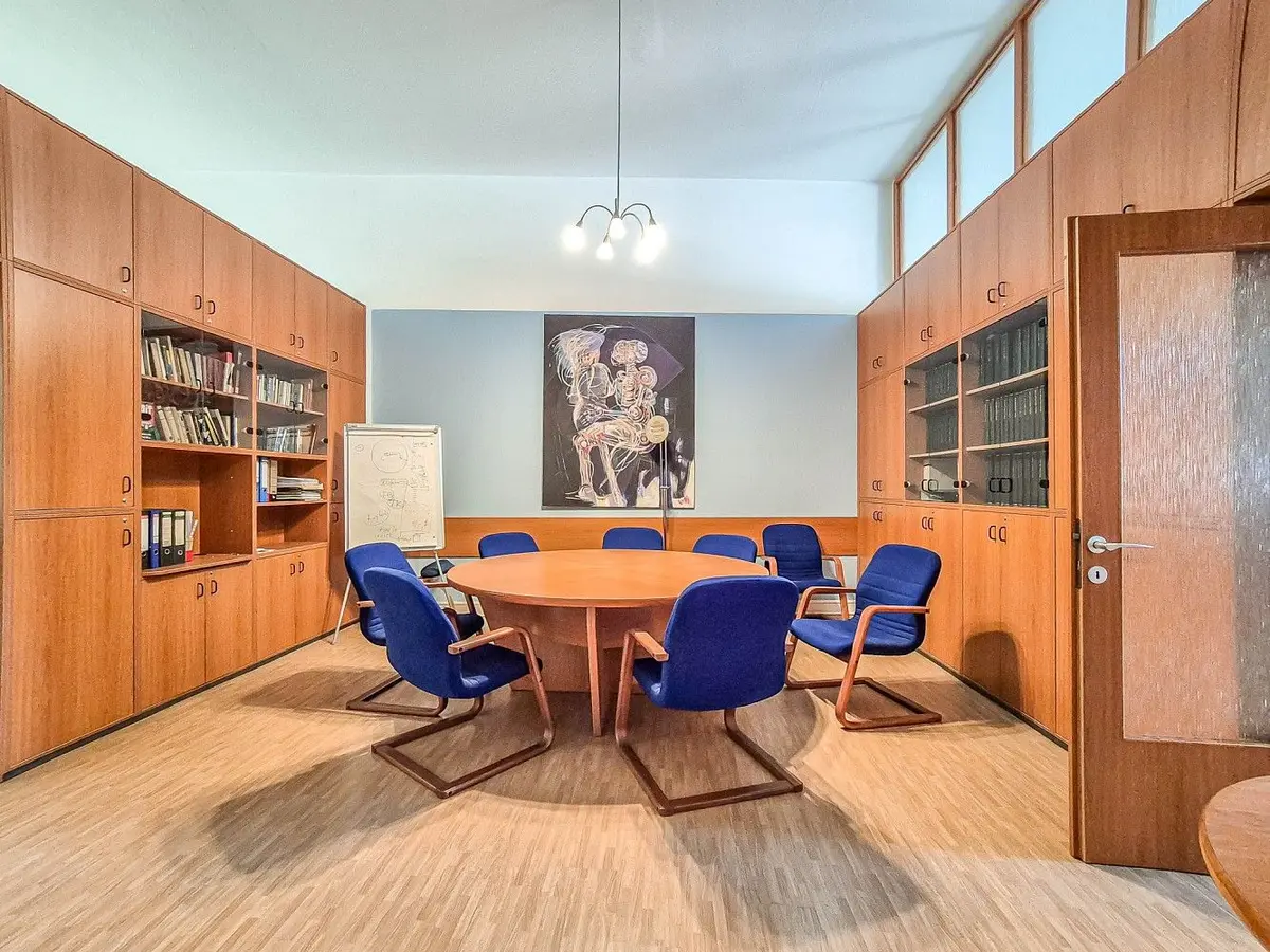 Pronájem komerčního prostoru 175 m², Staroměstské náměstí · Staré Město