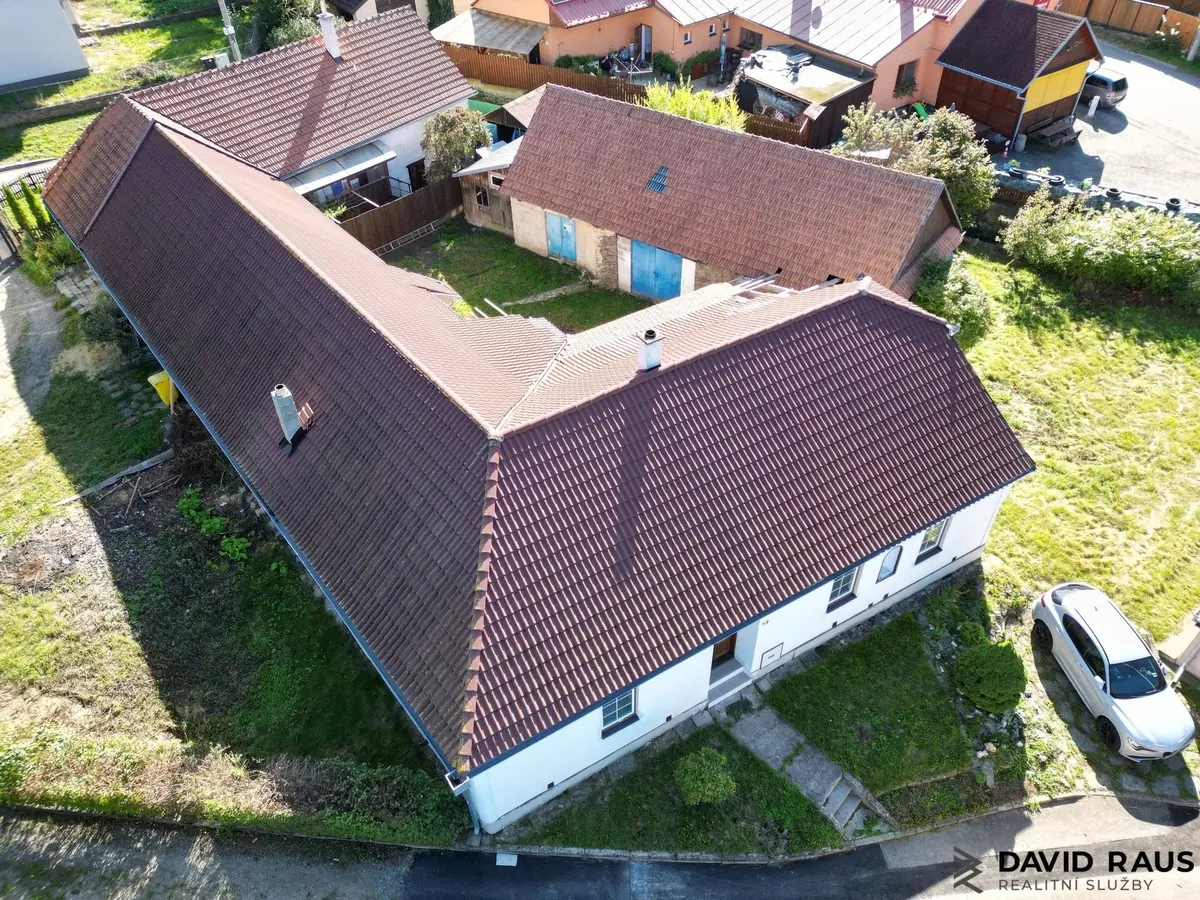 Prodej komerčního prostoru 353 m², Kořenec