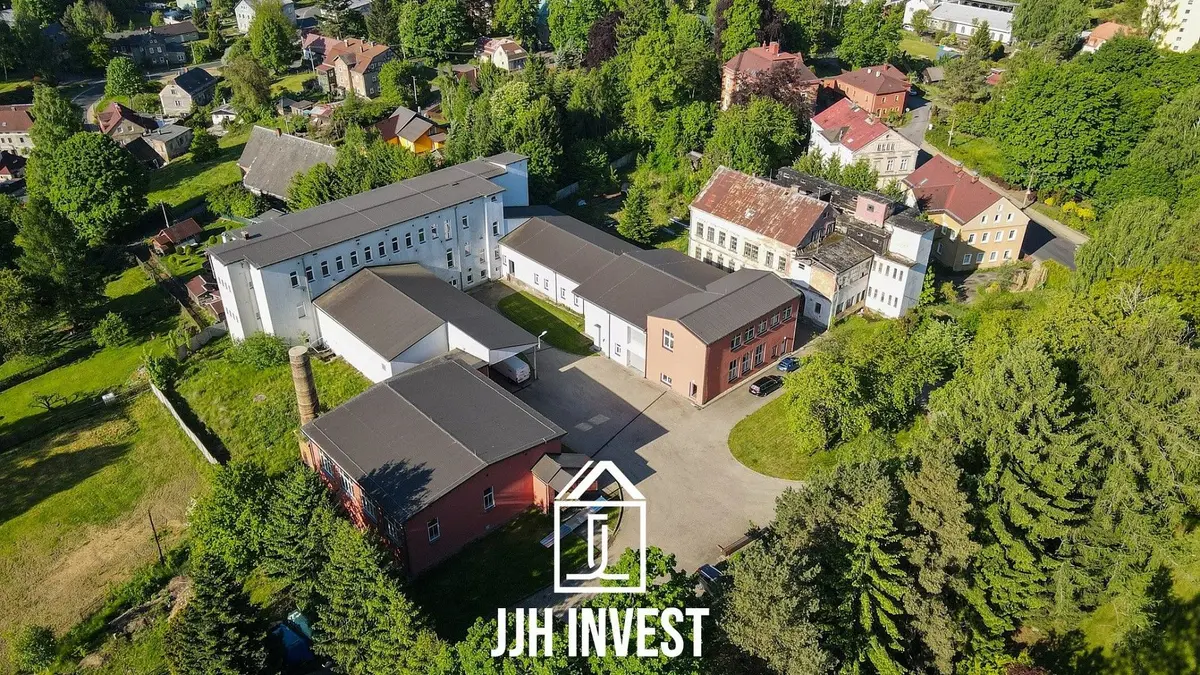 Pronájem komerčního prostoru 207 m², Nerudova · Krásná Lípa