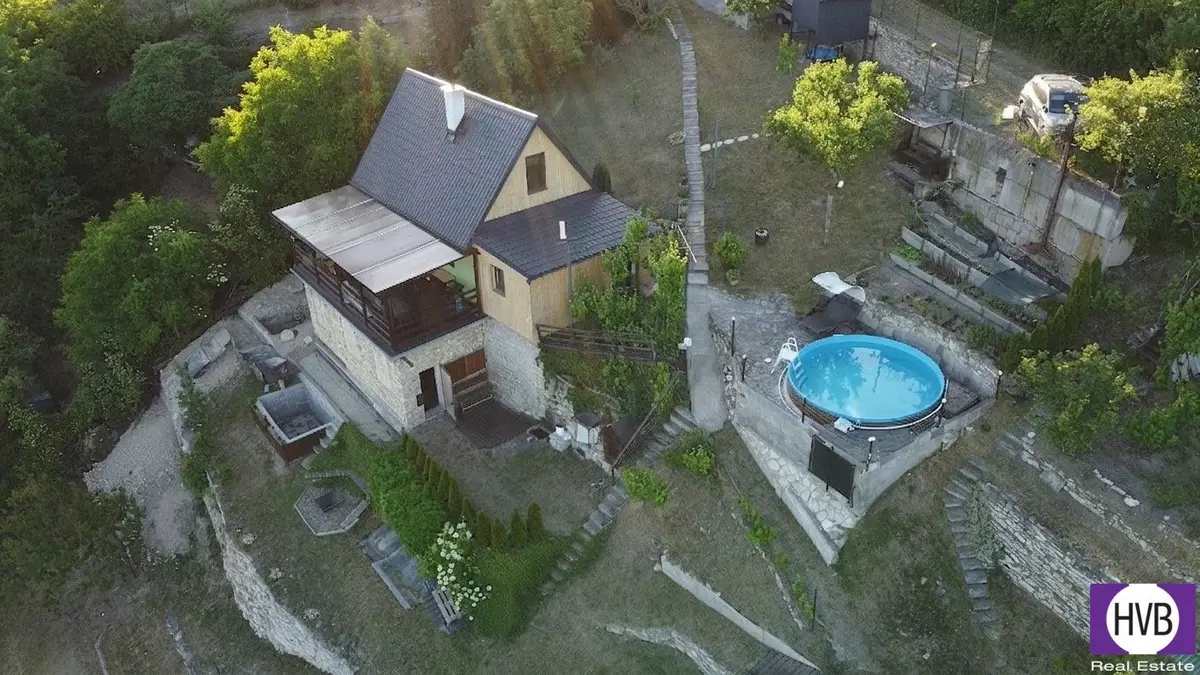 Prodej nemovitosti 75 m², Malá strana · Hoštka