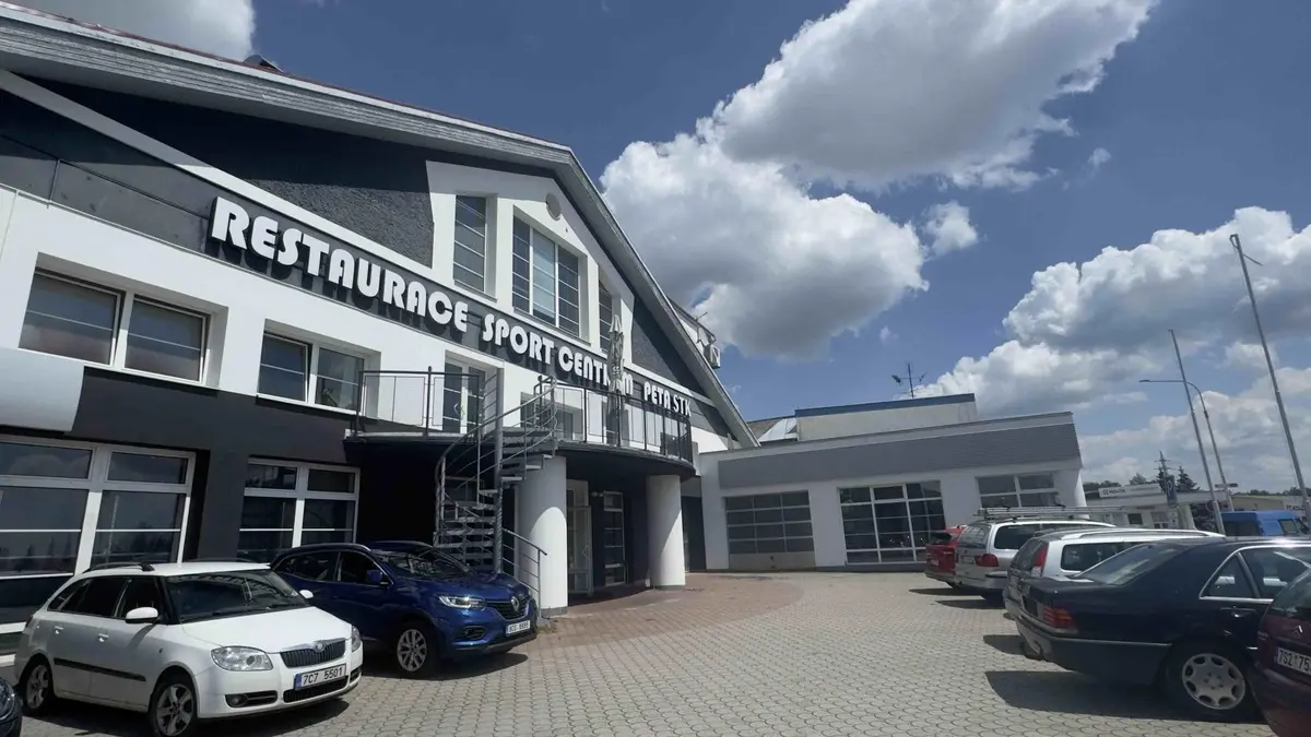Pronájem komerčního prostoru 900 m², Měšická · Tábor