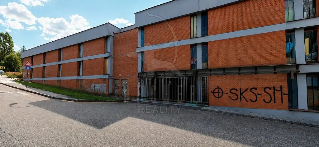 Prodej nemovitosti 18 m², Vitošská · Modřany