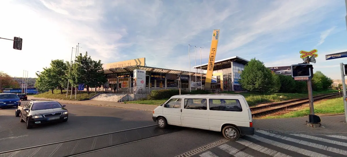 Pronájem komerčního prostoru 20 m², Náves · Prštné · Zlín