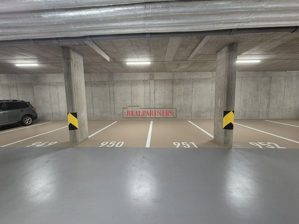 Pronájem nemovitosti 14 m², Modřany