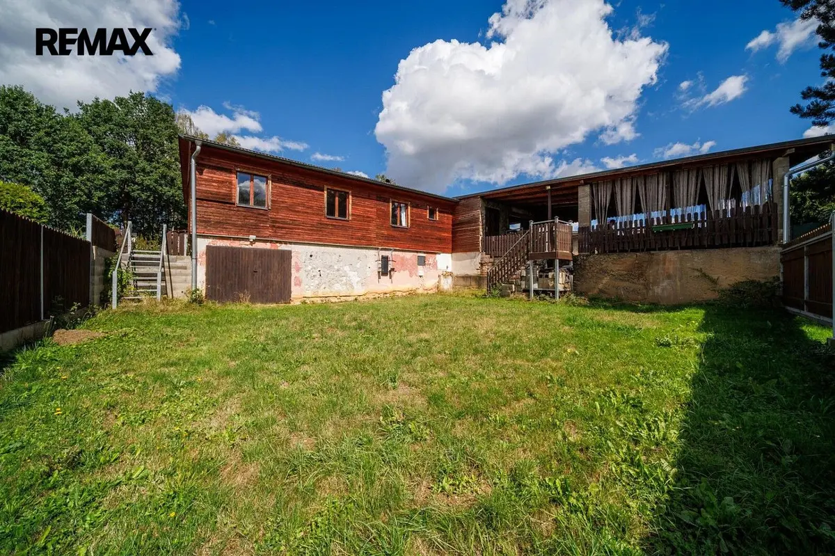 Prodej nemovitosti 240 m², Skalka u Chebu · Cheb