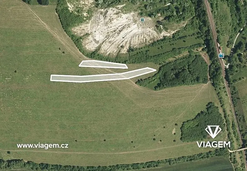 Prodej pozemku 1935 m², Velká nad Veličkou