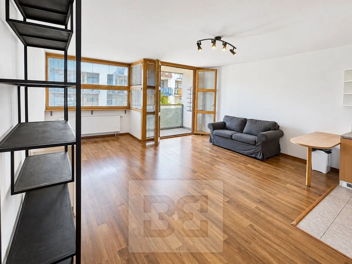 Pronájem bytu 1+kk 43 m², Tomkova · Smíchov