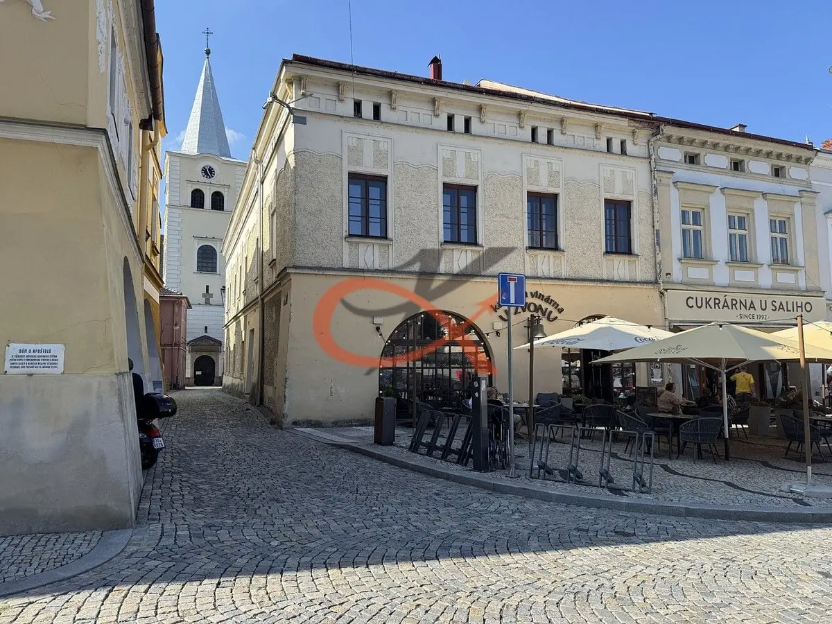 Pronájem bytu 1+1 64 m², Náměstí · Město 2 · Valašské Meziříčí
