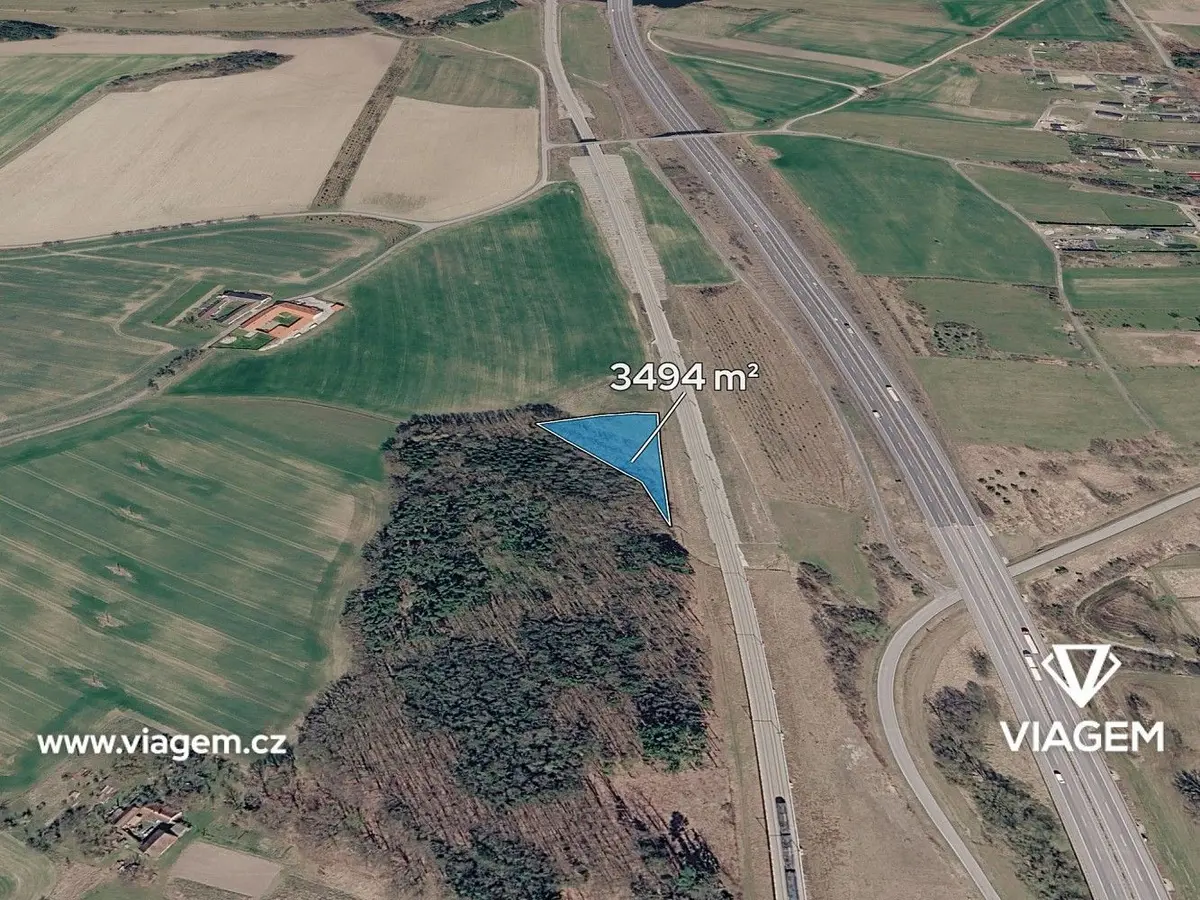 Prodej pozemku 1747 m², Zvěrotice