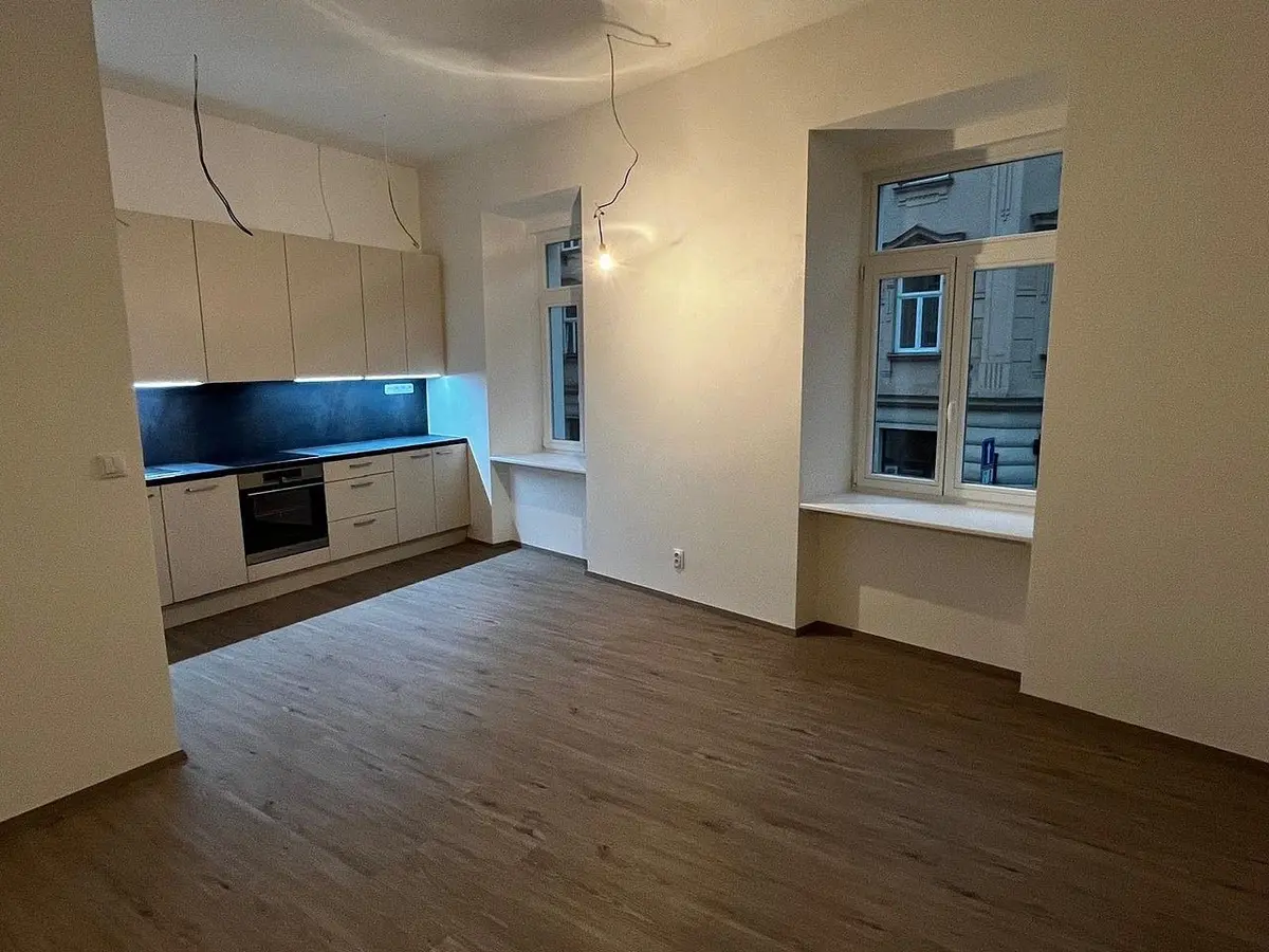 Pronájem bytu 2+kk 56 m², Divadelní · Jihlava