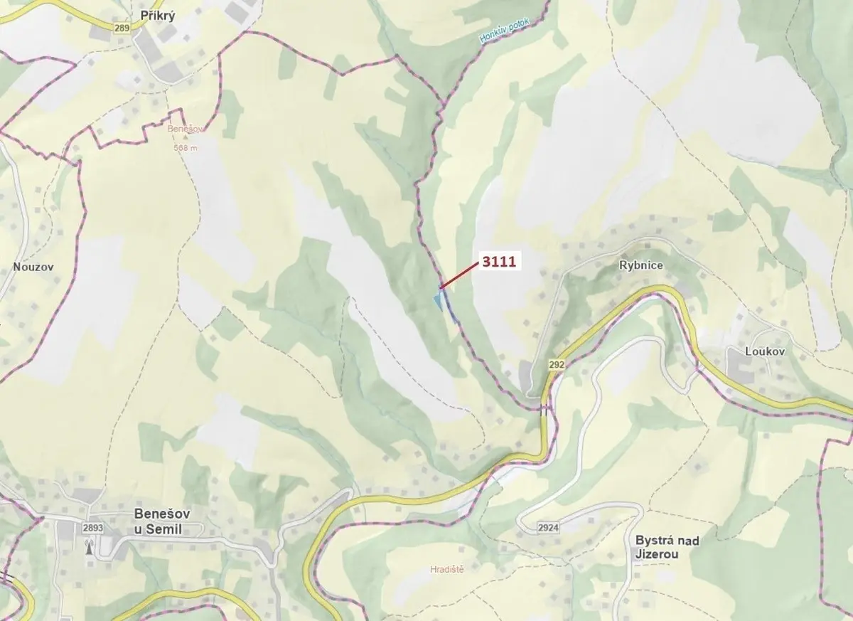 Prodej pozemku 2958 m², Benešov u Semil