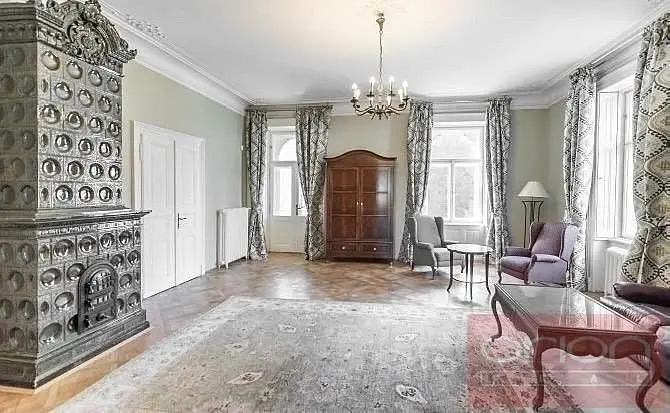 Pronájem domu 827 m², Ke dvoru · Vokovice
