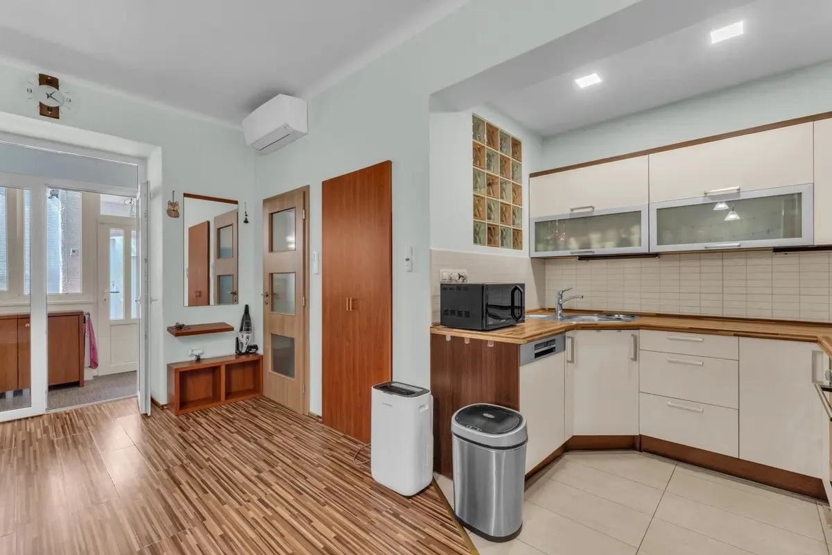 Prodej bytu 4+kk 93 m², Habrmanova · Pražské Předměstí - sever · Hradec Králové