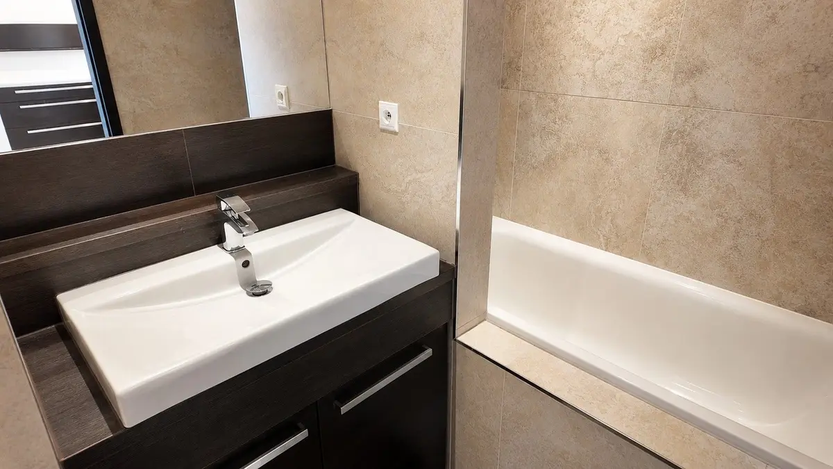 Pronájem bytu 3+kk 64 m², Fryčajova · Obřany · Brno