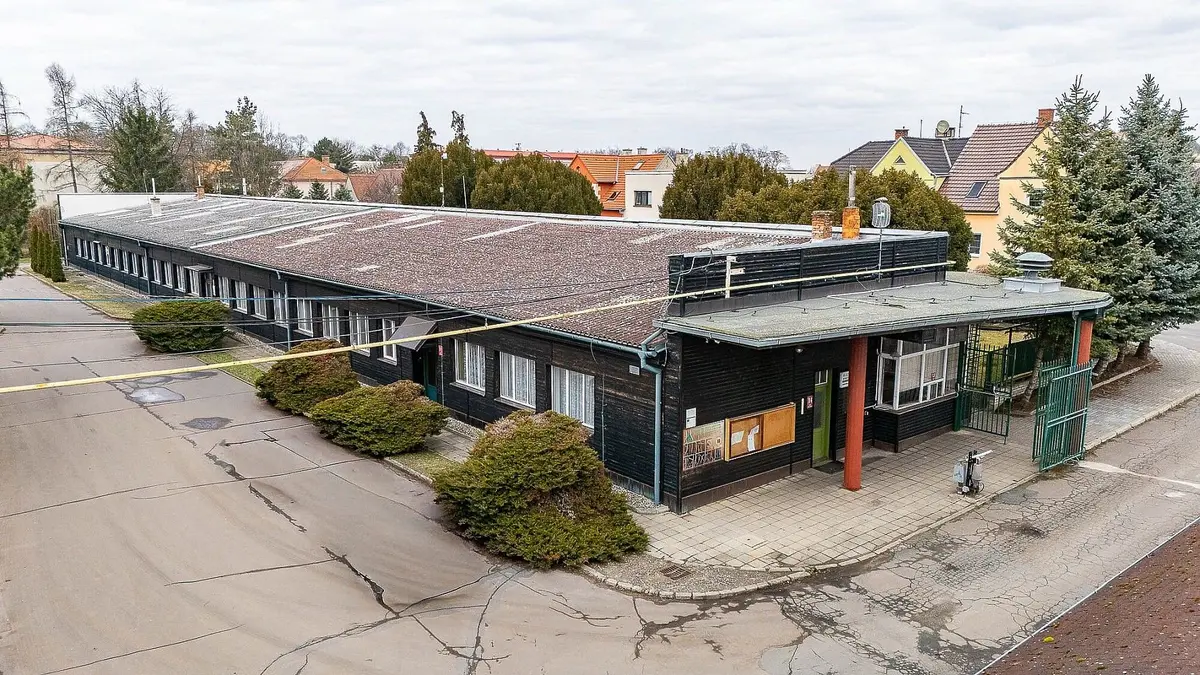 Pronájem komerčního prostoru 294 m², Veselí nad Moravou