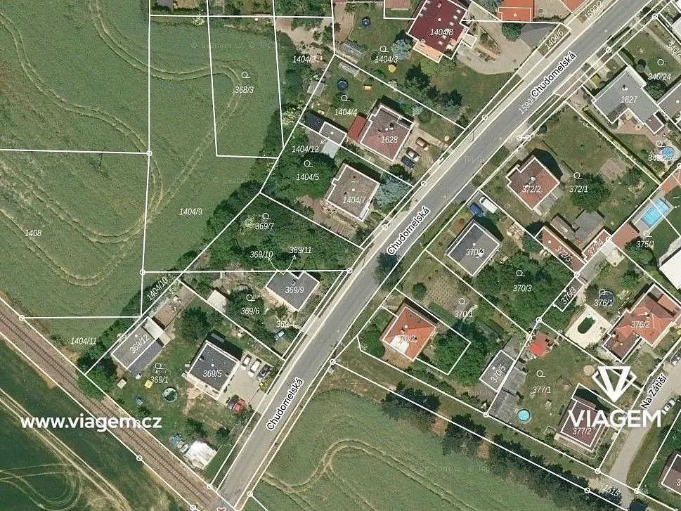 Prodej pozemku 99 m², Chudomelská · Mochov