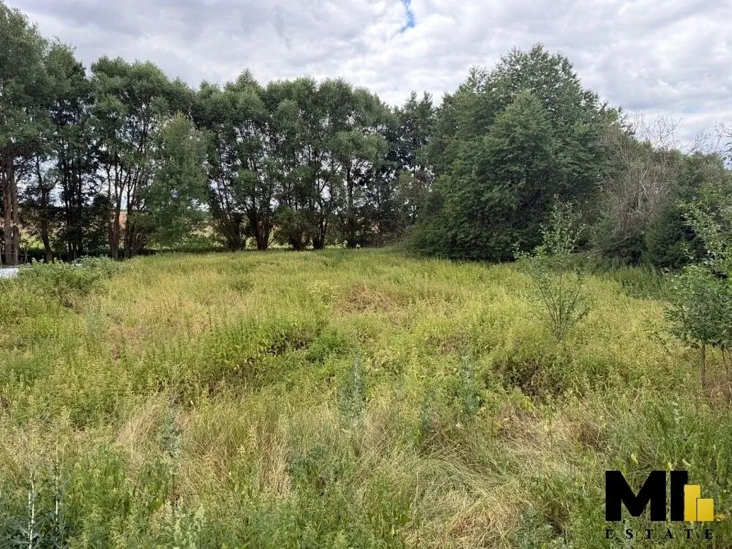 Prodej pozemku 1500 m², náměstí Republiky · Horšovský Týn