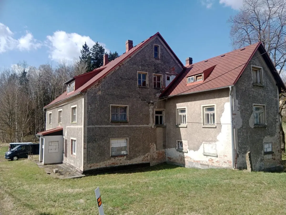 Prodej domu 587 m², Lobendava