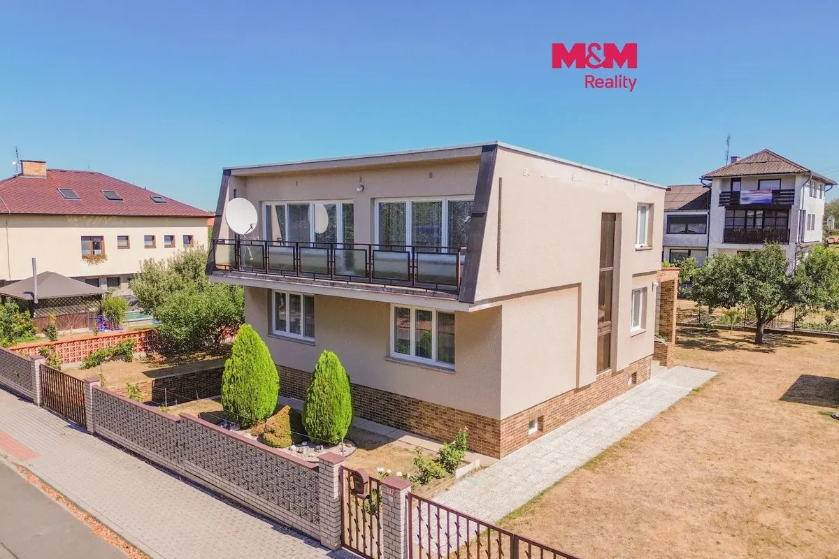 Prodej domu 230 m², Chlumčanská · Dobřany