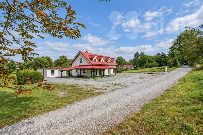 Prodej domu 220 m², Meziluží · Horní Stropnice