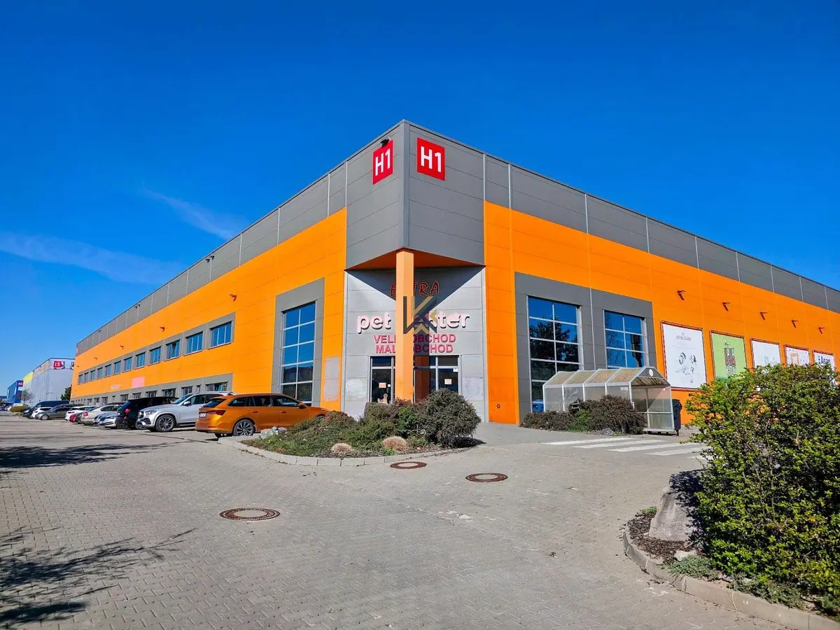 Pronájem komerčního prostoru 358 m², Do Čertous · Horní Počernice
