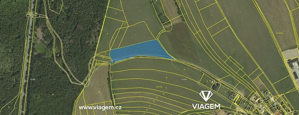 Prodej pozemku 2564 m², Velenov
