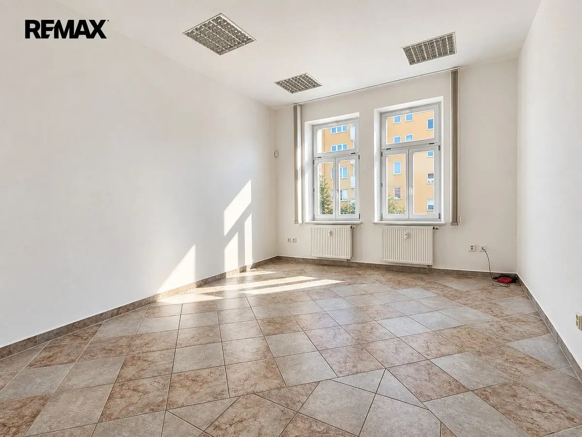 Pronájem komerčního prostoru 96 m², L. B. Schneidera · České Budějovice 7 · České Budějovice
