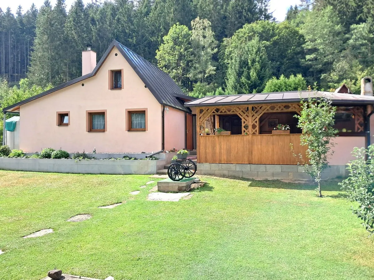 Prodej nemovitosti 65 m², Hašlovice · Větřní