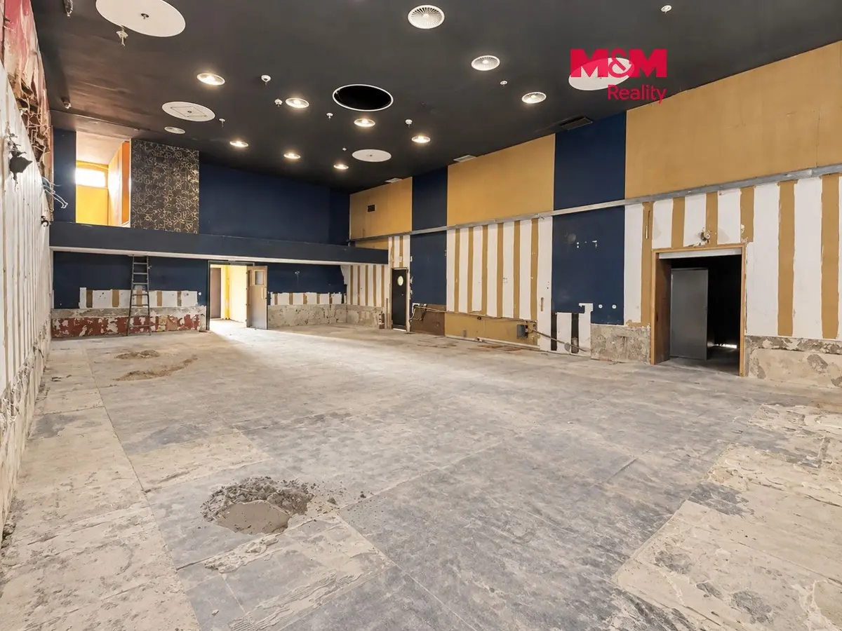 Pronájem komerčního prostoru 237 m², Jesenice u Prahy · Jesenice