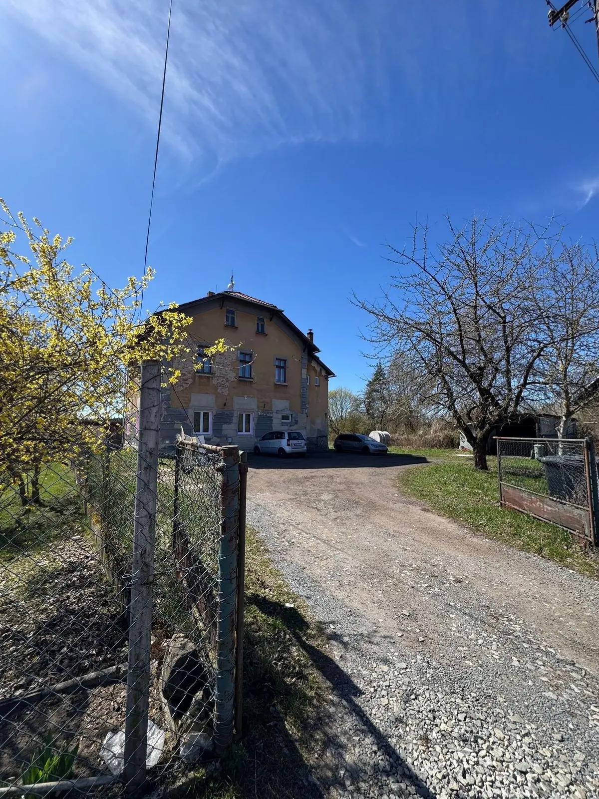 Pronájem domu 120 m², Bělá pod Bezdězem
