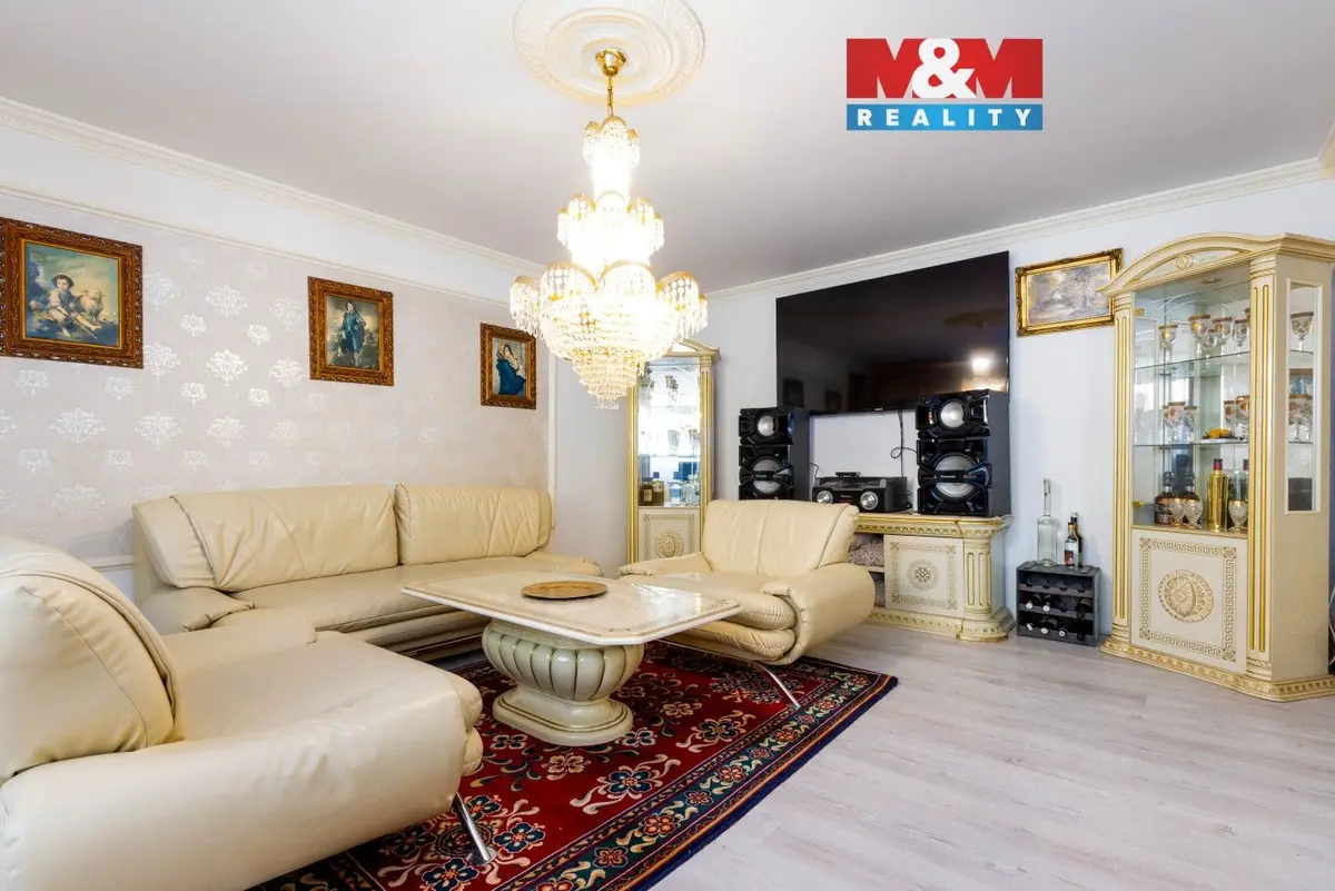 Prodej komerčního prostoru 280 m², Nové město · Odry