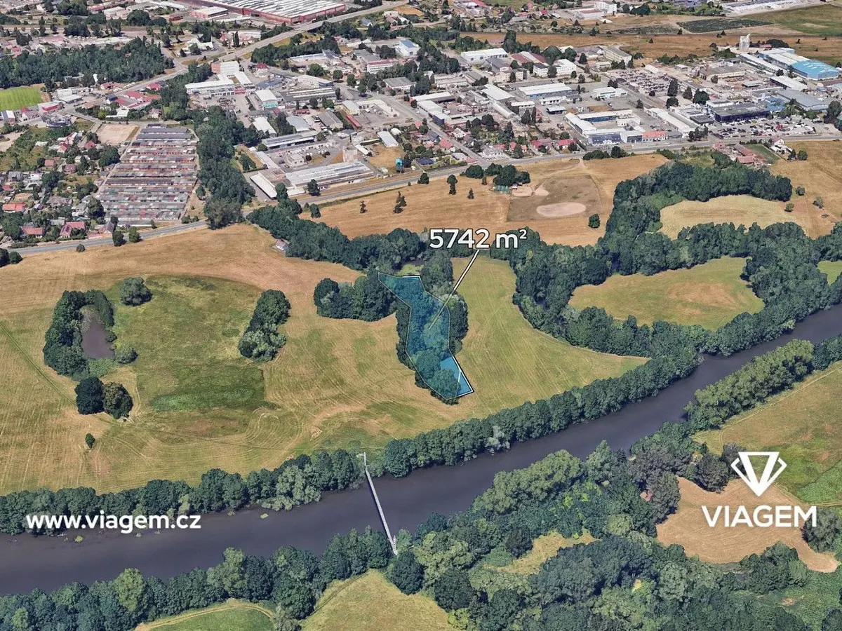 Prodej pozemku 717 m², Slezské Předměstí · Hradec Králové