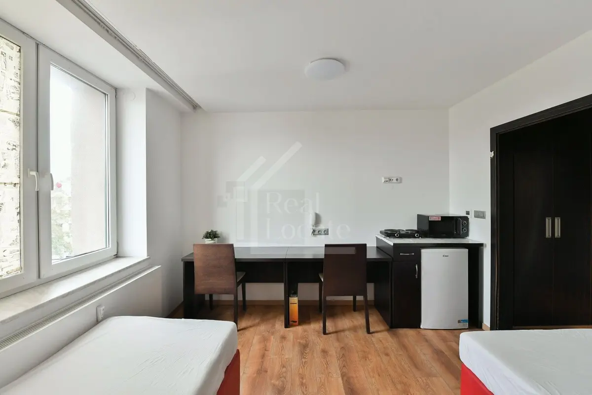 Pronájem bytu 1+kk 21 m², Suchdolské náměstí · Suchdol