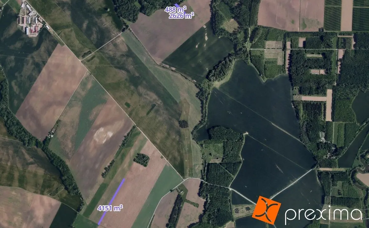 Prodej pozemku 1297 m², Náves · Přísnotice