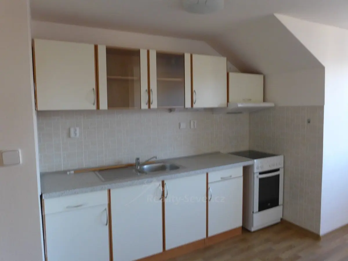 Pronájem bytu 1+1 64 m², Ke Klíči · Arnultovice u Nového Boru · Nový Bor