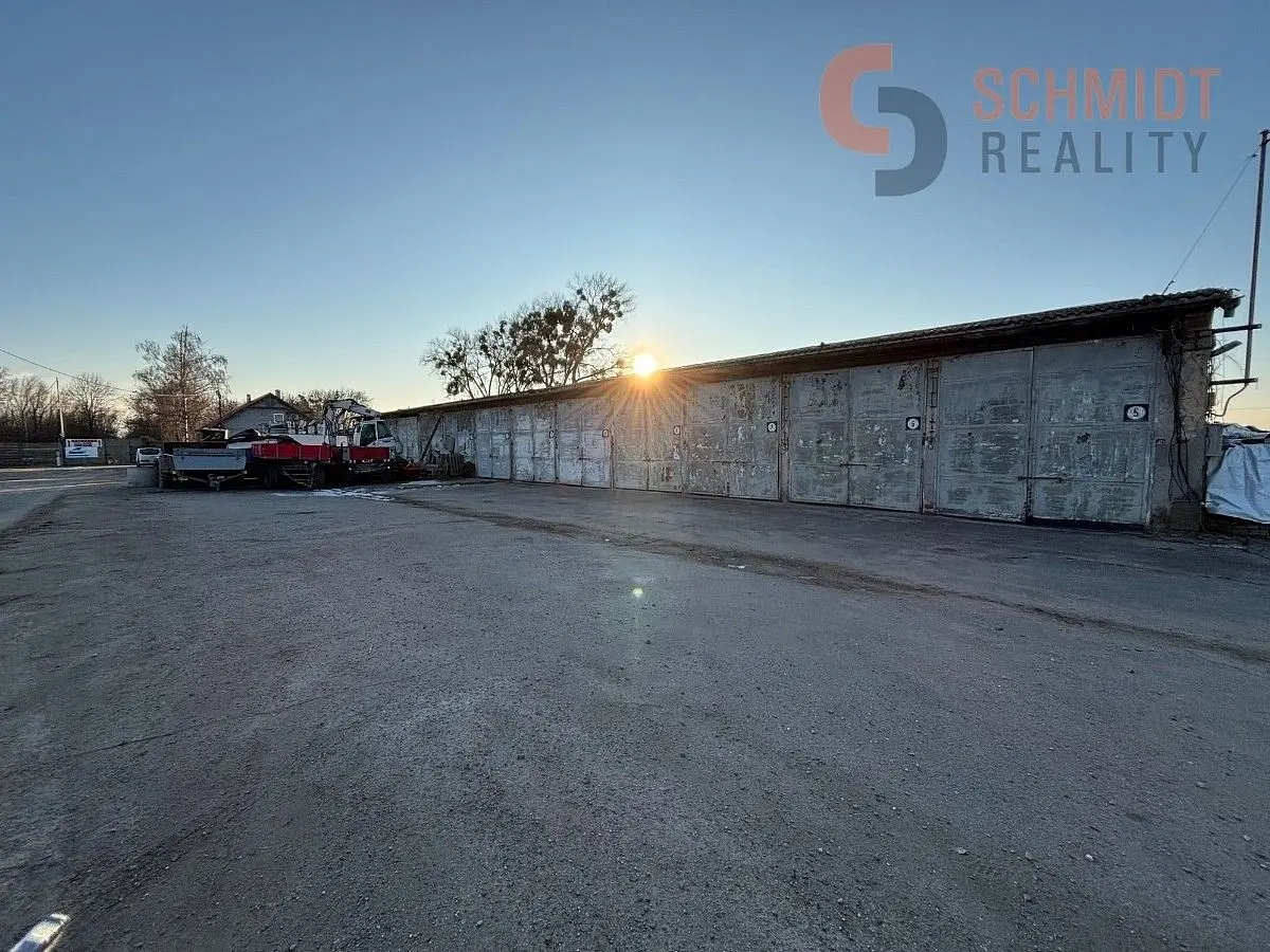 Prodej komerčního prostoru 867 m², Přibice