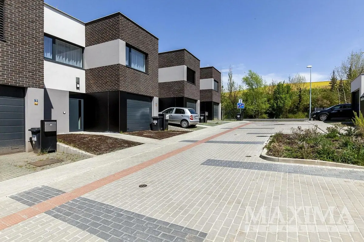 Pronájem domu 142 m², Vejtasova · Stodůlky