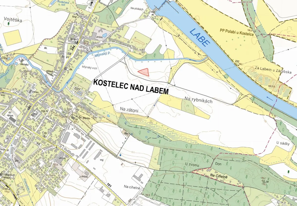 Prodej pozemku 3108 m², Kostelec nad Labem