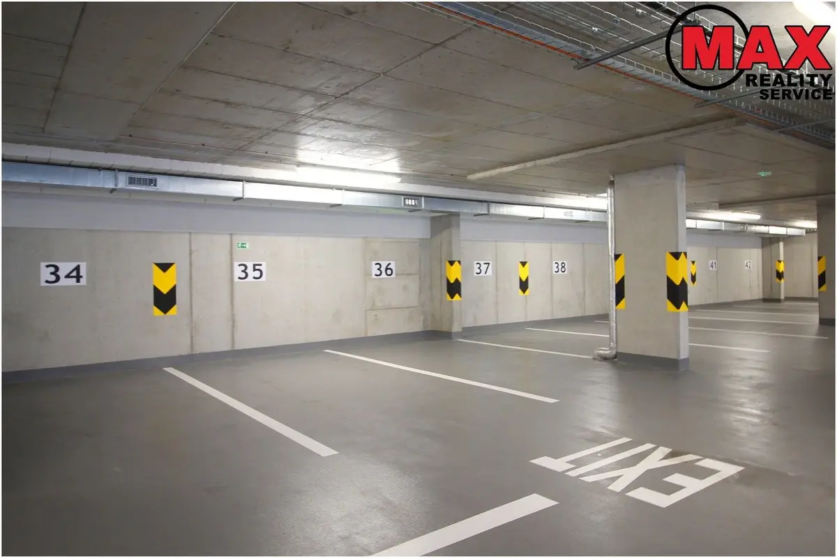 Pronájem nemovitosti 10 m², Lehovecká · Hloubětín