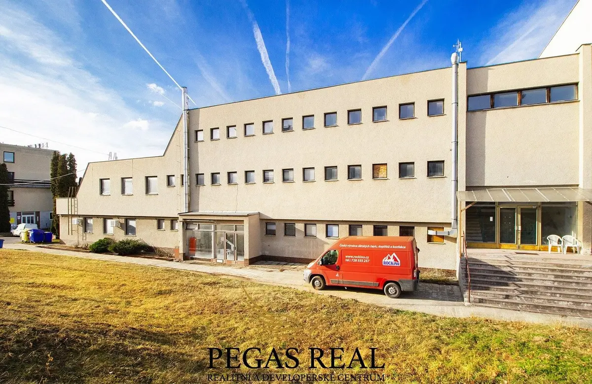 Pronájem komerčního prostoru 66 m², Komenského · Blučina
