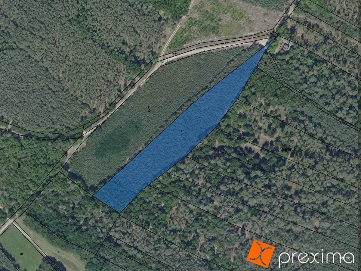 Prodej pozemku 4483 m², Lipec