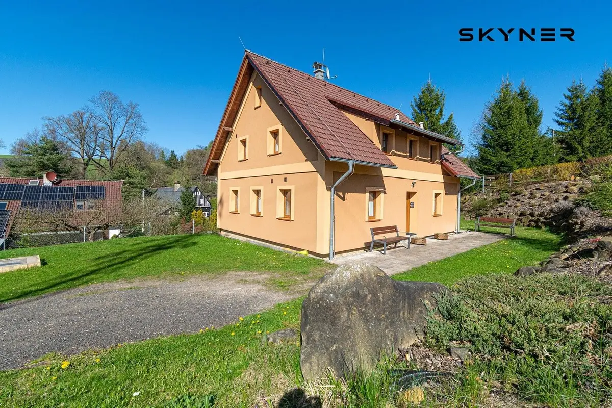 Prodej komerčního prostoru 271 m², Studený u Kunratic · Kunratice