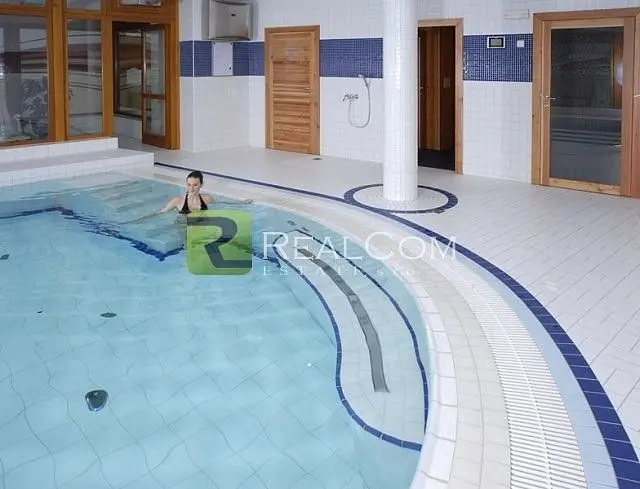Pronájem bytu 1+kk 30 m², Starokolínská · Újezd nad Lesy